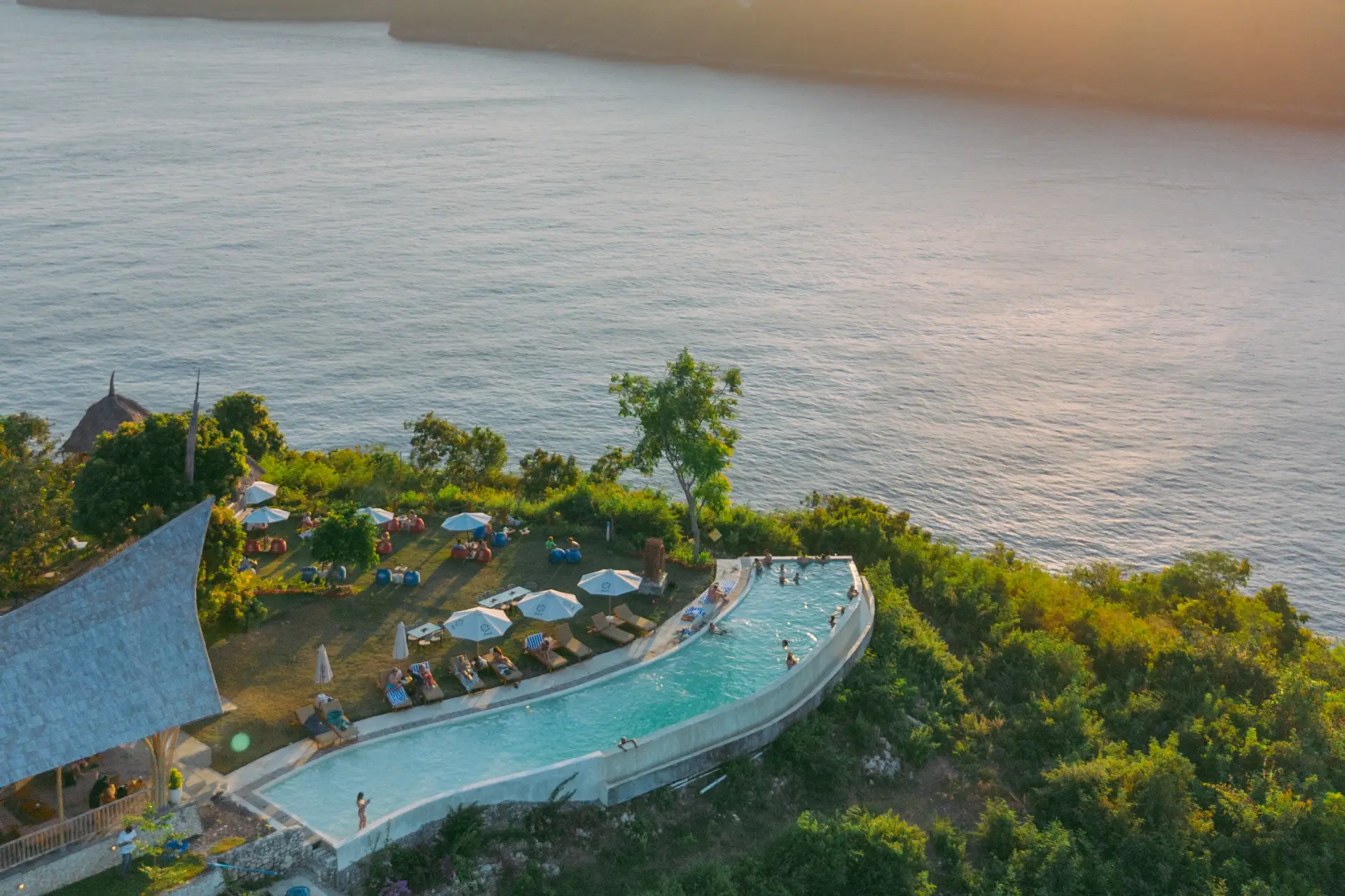 Amok Sunset Experience